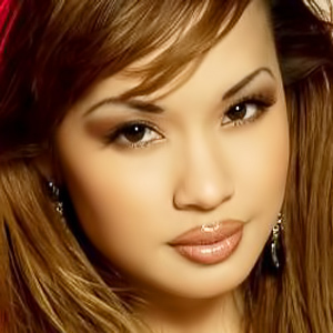 Francine Dee